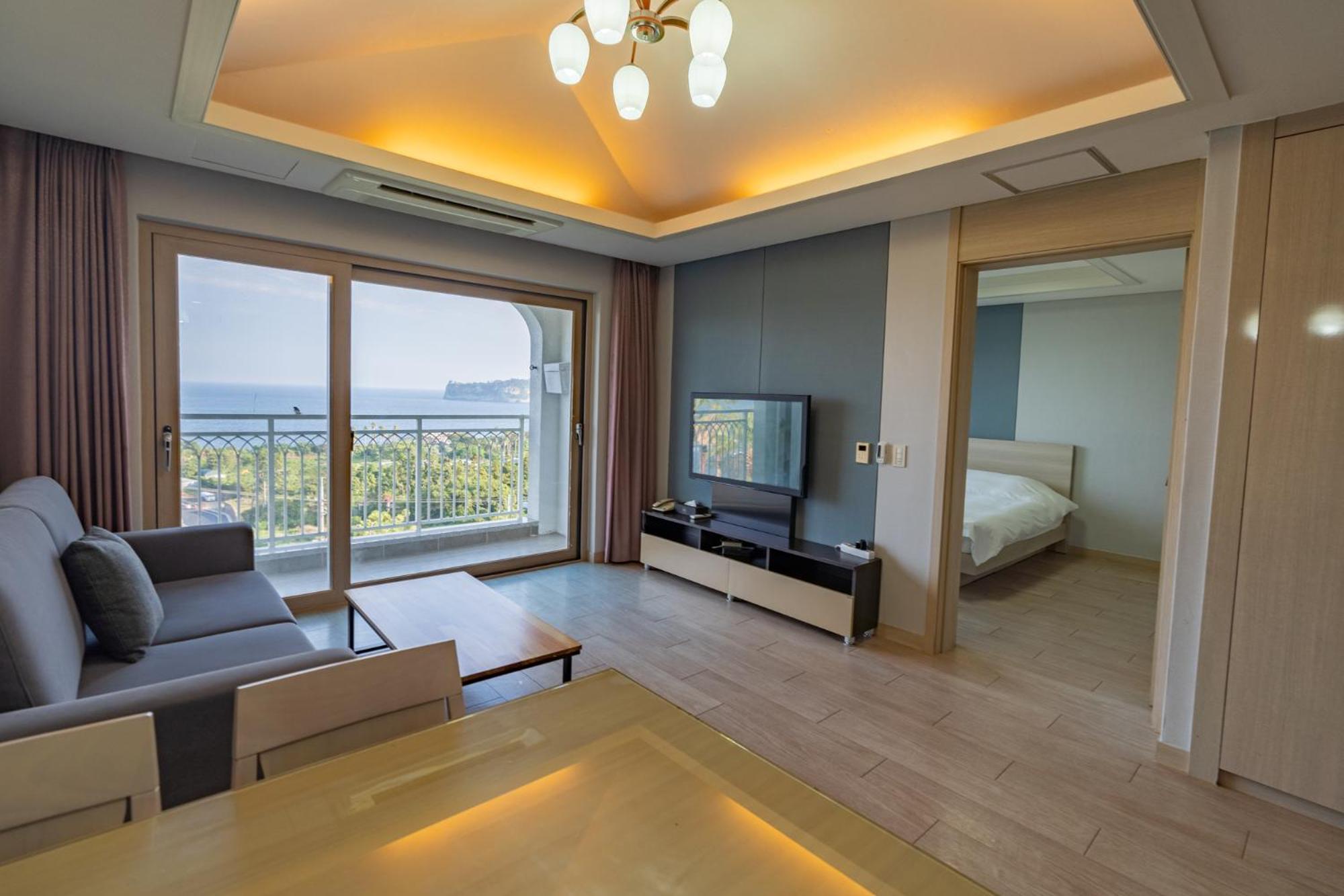 Seaore Resort Seogwipo Exterior photo